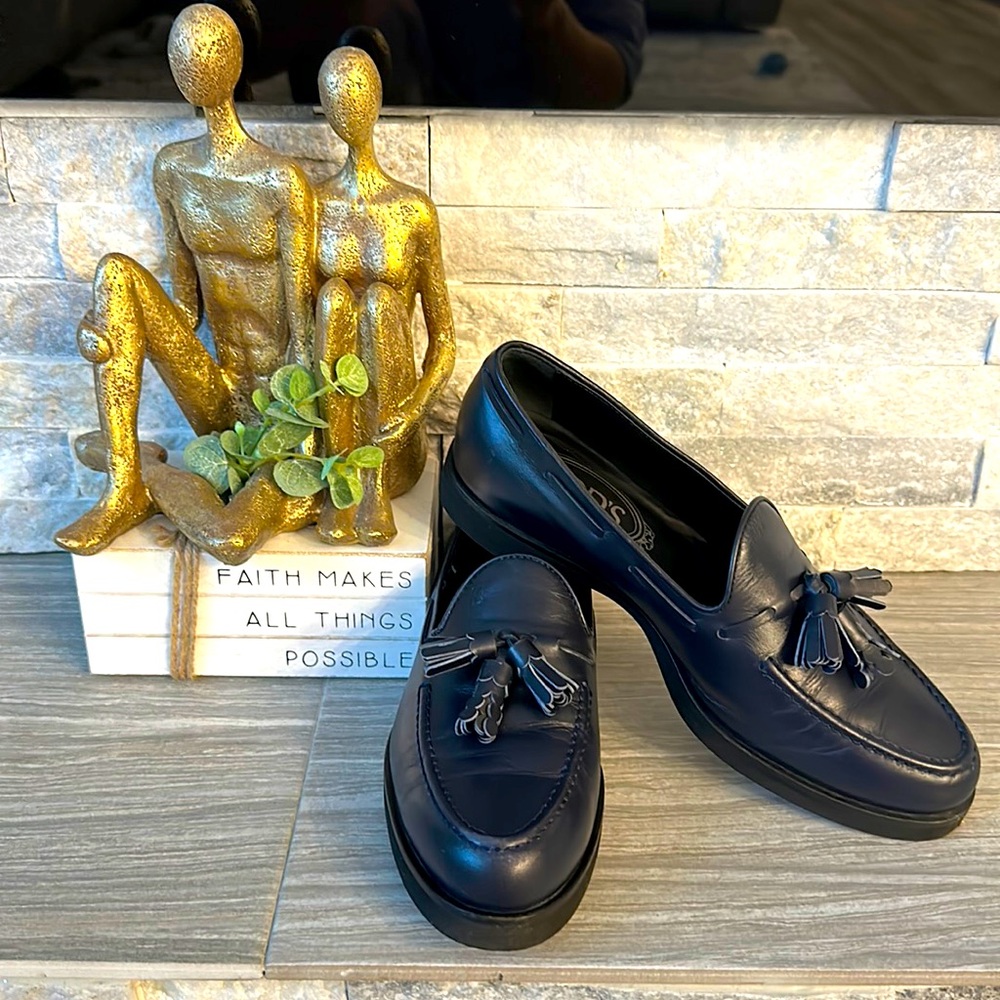 TOD’S Blue leather Classic Loafers with Tassels